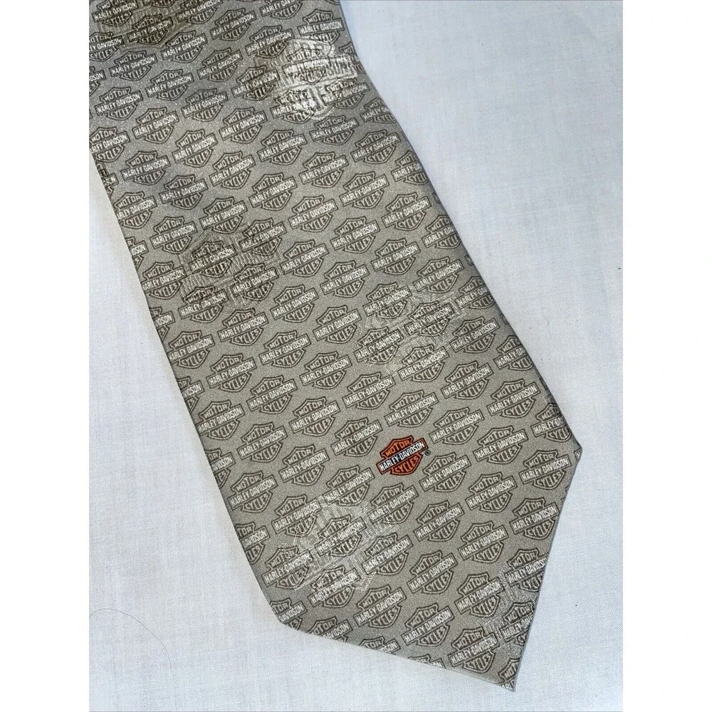 Ralph Marlin & Co. Men’s Dress Tie Size 55” Beige Silk Business Formal City